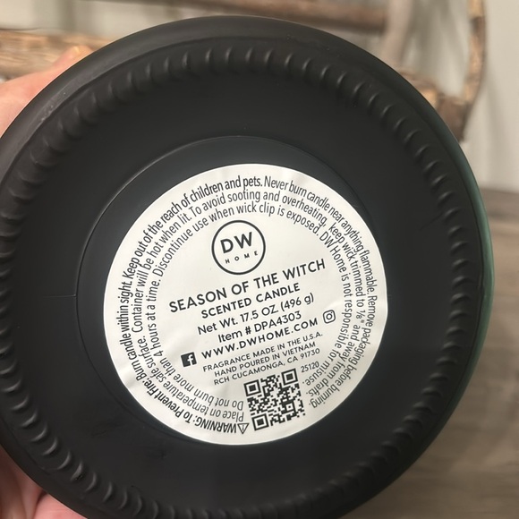 DW Home OUIJA BOARD SEASON OF THE WITCH Black 17.5 OZ. HALLOWEEN JAR  Candle NEW - Picture 11 of 12